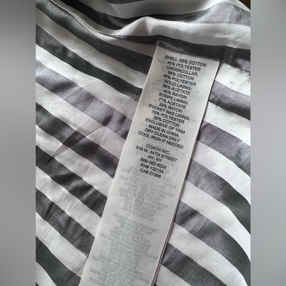 Coach Signature Lapel Short Trench - Picture 5 of 6